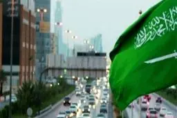 بحران اقتصادی در عربستان؛ کاهش ۴۹ درصدی درآمدها در سه ماهه دوم امسال