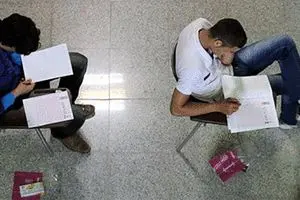 وحیدی: امروز درباره زمان و نحوه برگزاری کنکور تصمیم‌گیری می‌شود