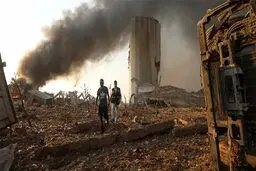 انگلیس: گمانه‌زنی درباره انفجار بیروت زود است
