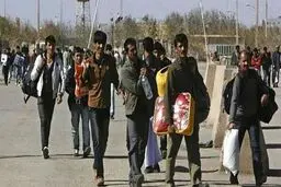 حضور مهاجران افغان در ایران قانونمند می‌شود