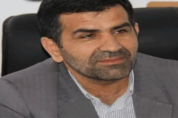 موافق؛ مافیای فولاد و خودرو به دنبال عدم رأی اعتماد خیابانی از مجلس هستند