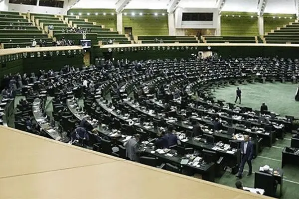 «خون رنگین‌تر رئیس جمهور»؛ تولد کارچاق‌کن‌ها!