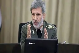 وزیر دفاع : یک یا دو دستاورد مهم در روز صنعت دفاعی رونمایی خواهد شد