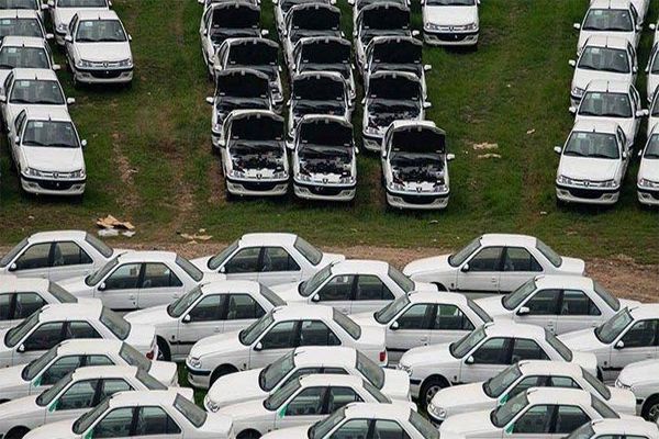 واکنش ایران خودرو به تصاویر دپوی خودرو در مازندران