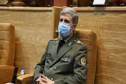 وزیران دفاع ایران و روسیه پای میز مذاکره نشستند