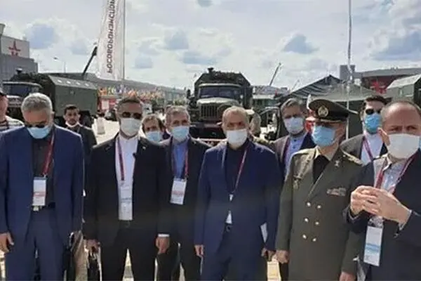 وزیر دفاع در نمایشگاه نظامی - فنی روسیه