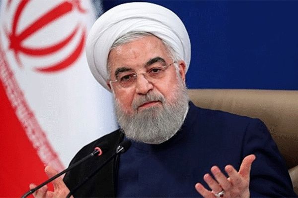 روحانی: چهار ماهه امسال نسبت به پارسال دارای رشد هستیم