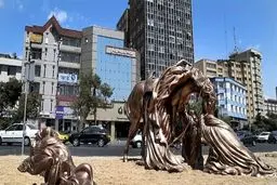 «عصر عاشورا» در میدان فاطمی