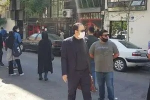 تجمع هواداران مقابل ساختمان پرسپولیس؛ خواسته آنها برکناری رسول‌پناه