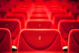 برخی سینماها محکوم به تعطیلی هستند