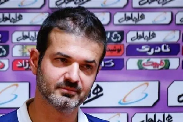 درخواست قرارداد نجومی استرا همراه با آپشن‌های عجیب