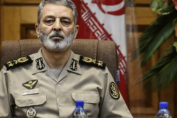 فرمانده کل ارتش: آنچه را بخواهیم می‌توانیم بسازیم