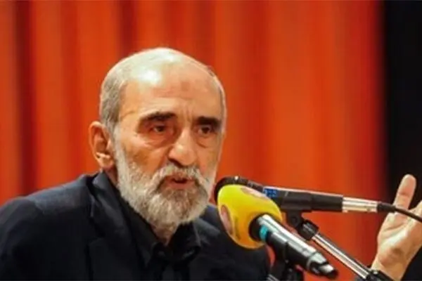 شریعتمداری: فتنه سبز به زادگاه خود باز می‌گردد!