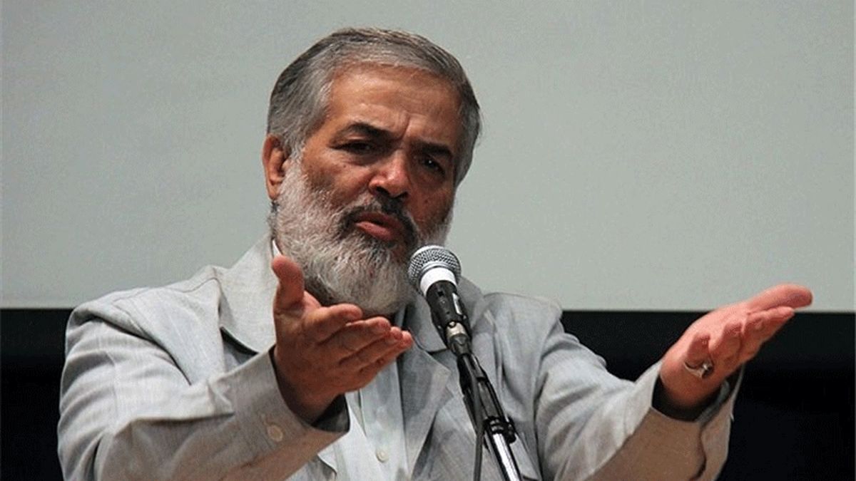 فعال سیاسی: مرفهینی مثل روحانی نباید رئیس‌جمهور شوند