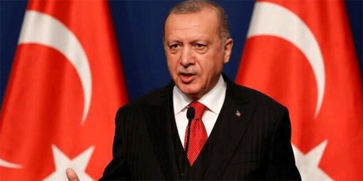 اردوغان: مکرون گستاخ وبی‌اخلاق است