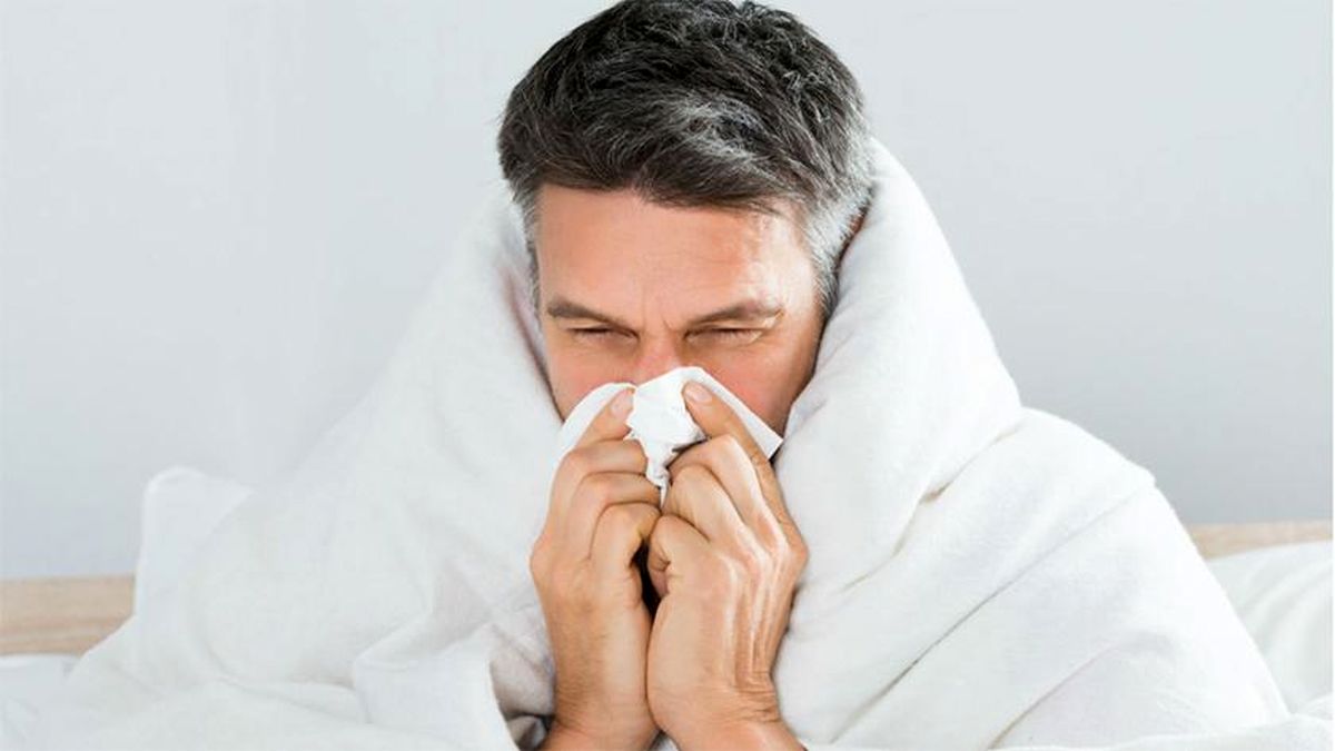 هر فردی با علایم سرماخوردگی، خودش را قرنطینه کند