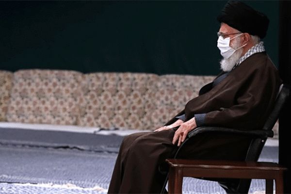 تصویر خاص از مراسم امروز در حسینیه امام خمینی(ره)