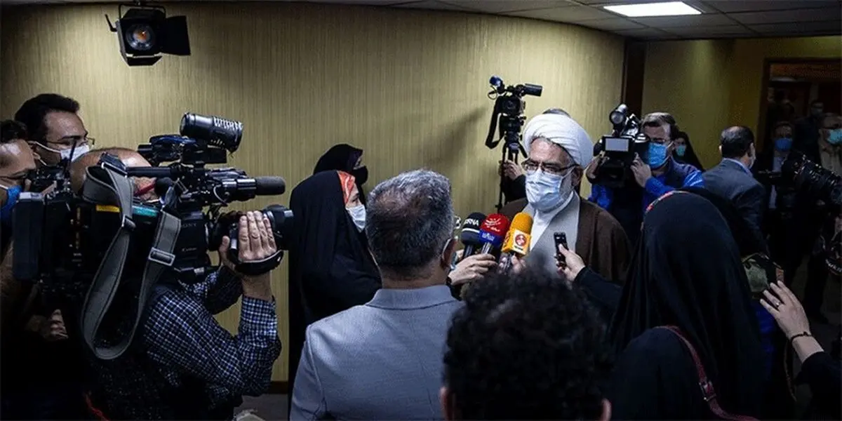 مصوبات ستاد ملی مقابله با کرونا ضمانت اجرایی داشته باشد