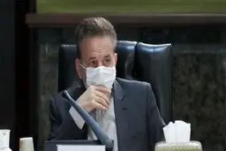 تحریم ظریف و زنگنه توسط آمریکا برای دولت افتخار است