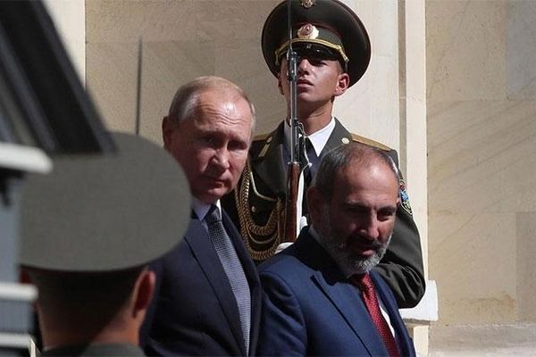 مسکو: جنگ به داخل ارمنستان برسد، از ایروان حمایت می‌کنیم