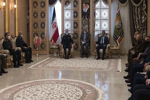 وزیر دفاع عراق با سرلشکر باقری دیدار کرد