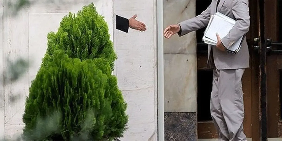 مبادا دست‌هایی در کار باشد!