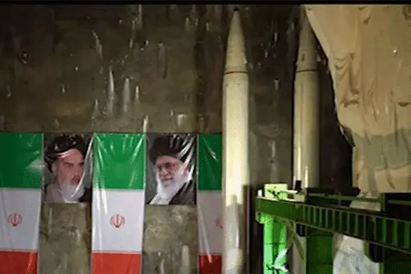 رونمایی از سامانه موشکی جدید هوافضای سپاه + فیلم