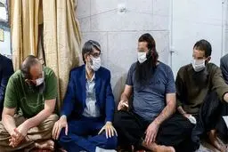 حضور رئیس سازمان زندان‌ها در جمع زندانیان تکفیری