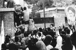 سازشکاران زمینه‌سازتسخیر سفارت