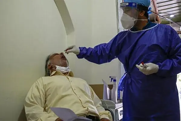 آغاز نمونه‌گیری کرونا در منزل با همکاری بسیج