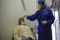 آغاز نمونه‌گیری کرونا در منزل با همکاری بسیج