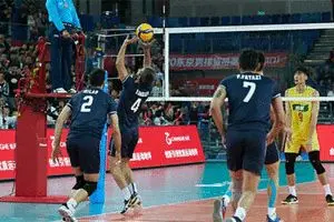 عکس: مصدومیت شدید ملی‌پوش والیبال ایران