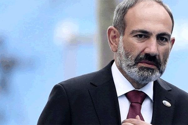 نخست وزیر ارمنستان خود را مسئول شکست‌ها در قره باغ دانست
