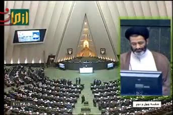 فیلم: انتقاد نماینده مجلس از روحانی: مسکن را نیافتنی کردید