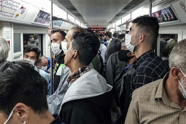 واکنش مترو به تصاویر ازدحام جمعیت