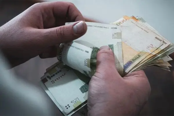 افزایش حقوق‌ها بر مبنای رعایت عدالت تعیین شد