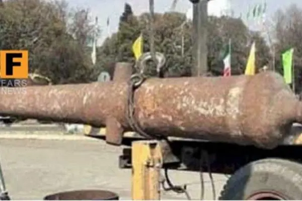 عکس: کشف توپ دوره صفوی در میان ضایعات ذوب‌آهن