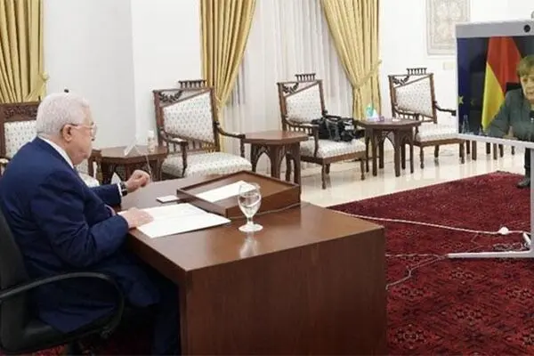 گفت‌وگوی مجازی «محمود عباس» و مرکل