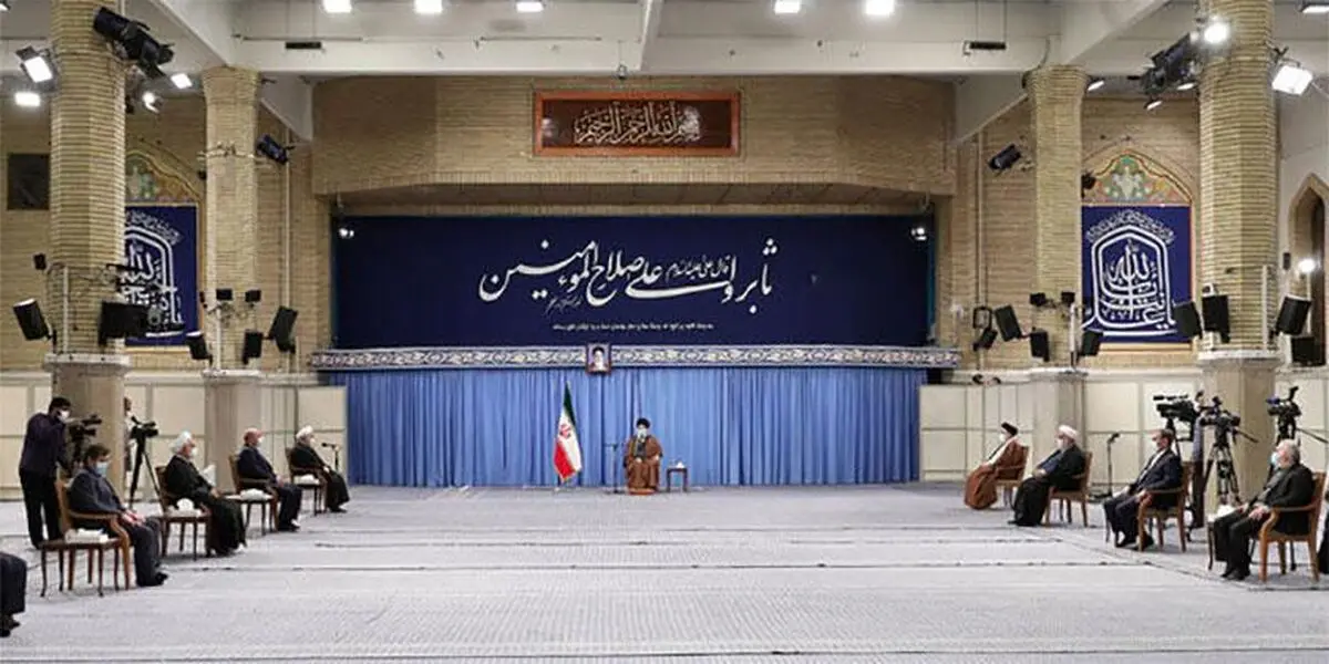 جلسه ویژه شورای عالی هماهنگی اقتصادی در حضور رهبرانقلاب در حال برگزاری است