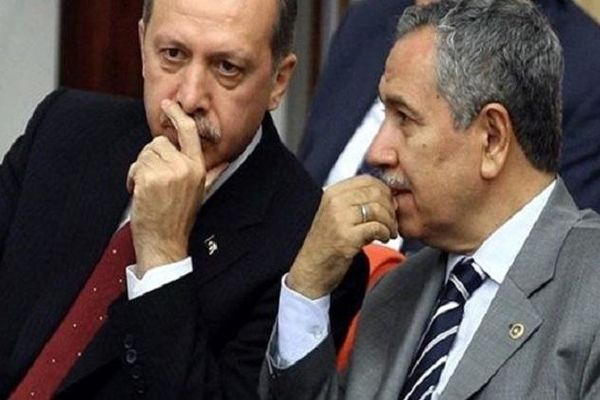 مشاور اردوغان به دلیل اختلاف با وی استعفا کرد