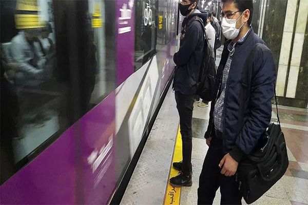 شناسایی افراد بدون ماسک در مترو با نرم‌افزار