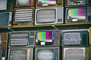 حلقــه‌ بستـه تهیه‌کننده‌های تلویزیون