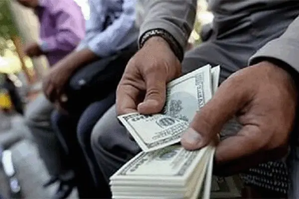 دلار وارد کانال ۲۵ هزار تومان شد