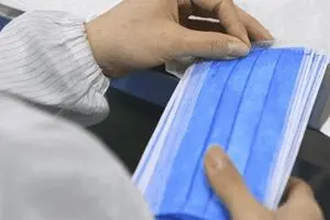 قیمت ماسک سه لایه پزشکی ۱۰۰۰ تومان مصوب شد