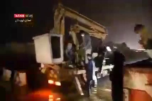 فیلم: حضور سپاه و بسیج برای کمک به سیل‌زدگان