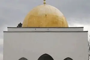 پاریس ۷۶ مسجد را در روزهای آتی بازرسی می‌کند!