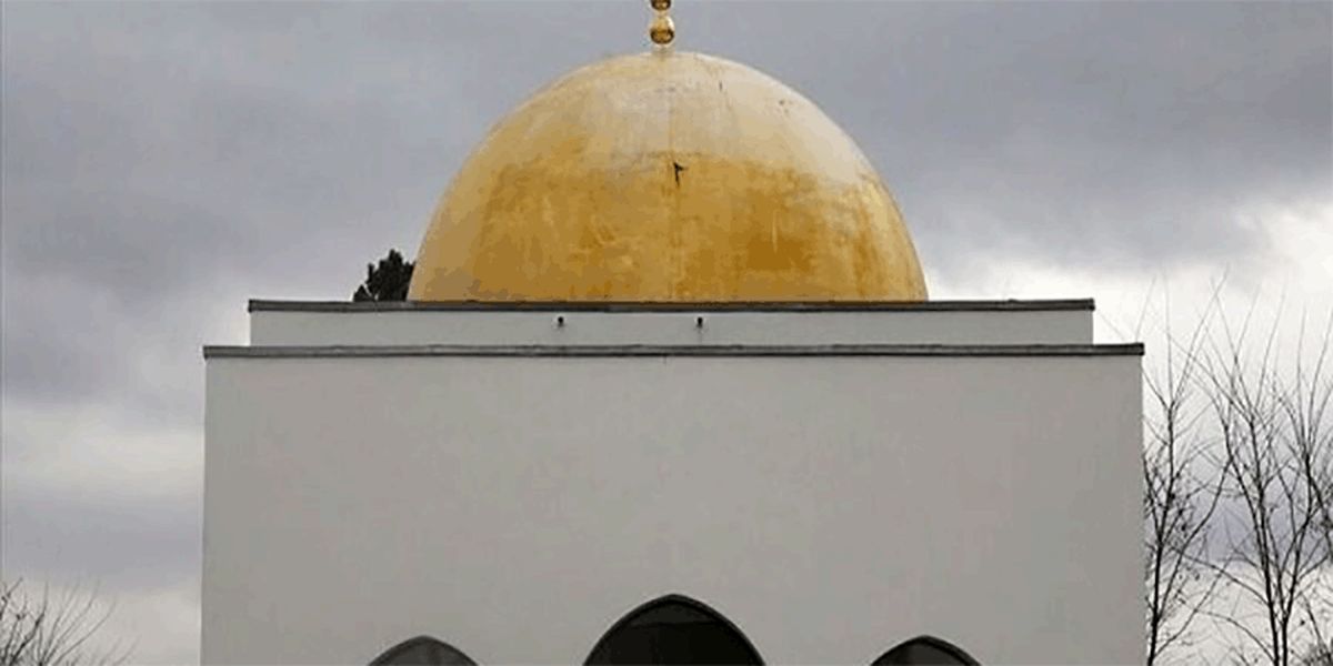 پاریس ۷۶ مسجد را در روزهای آتی بازرسی می‌کند!