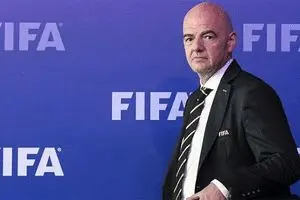 yektanet.com چراغ سبز رئیس فیفا برای عدم استفاده از VAR