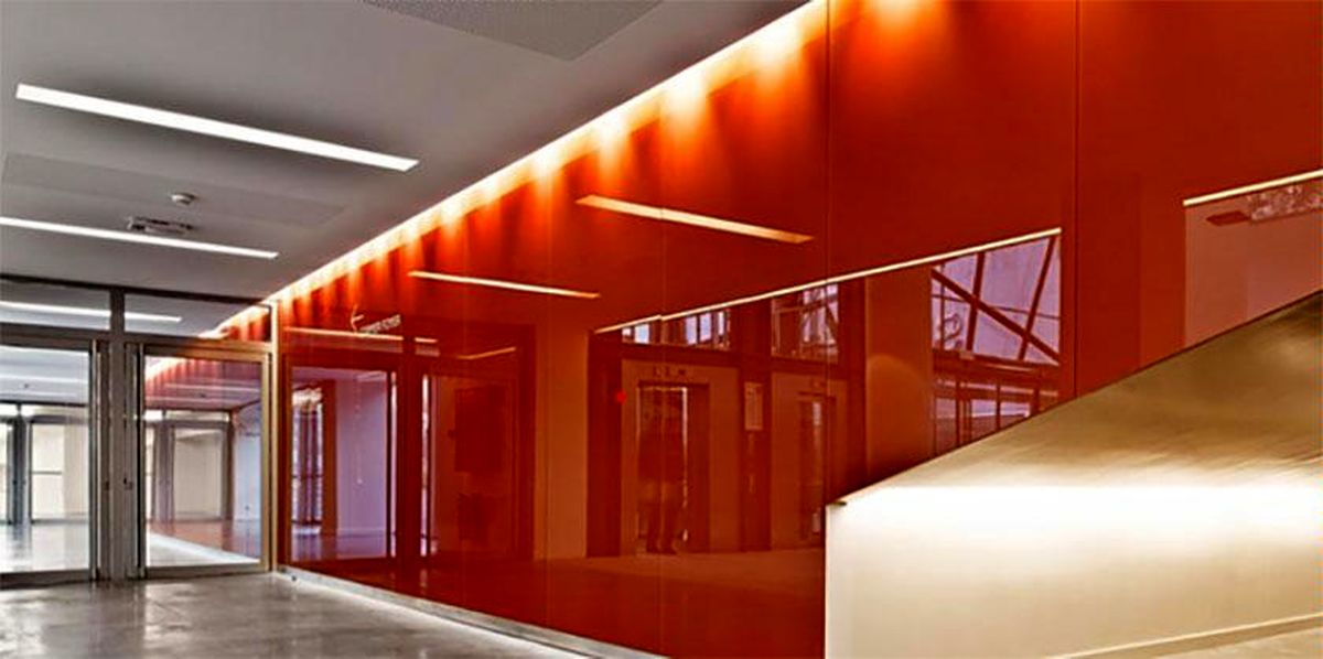 شیشه رنگی، انتخاب مناسب برای طراحی دکوراسیون ساختمان