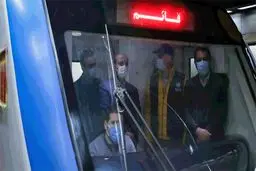 تصاویر: نماینده بهداشت جهانی در متروی تهران